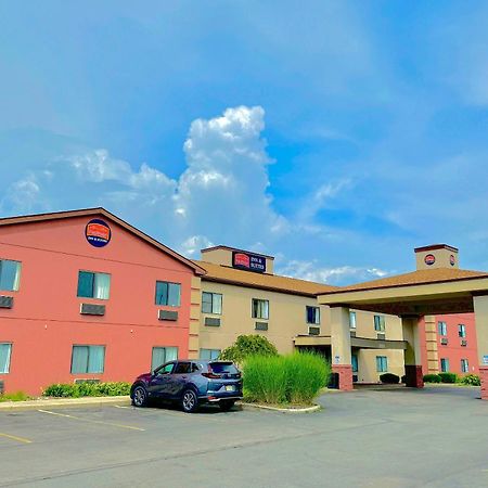 Fairbridge Inn & Suites Batavia-Darien Amusement Park Exteriér fotografie