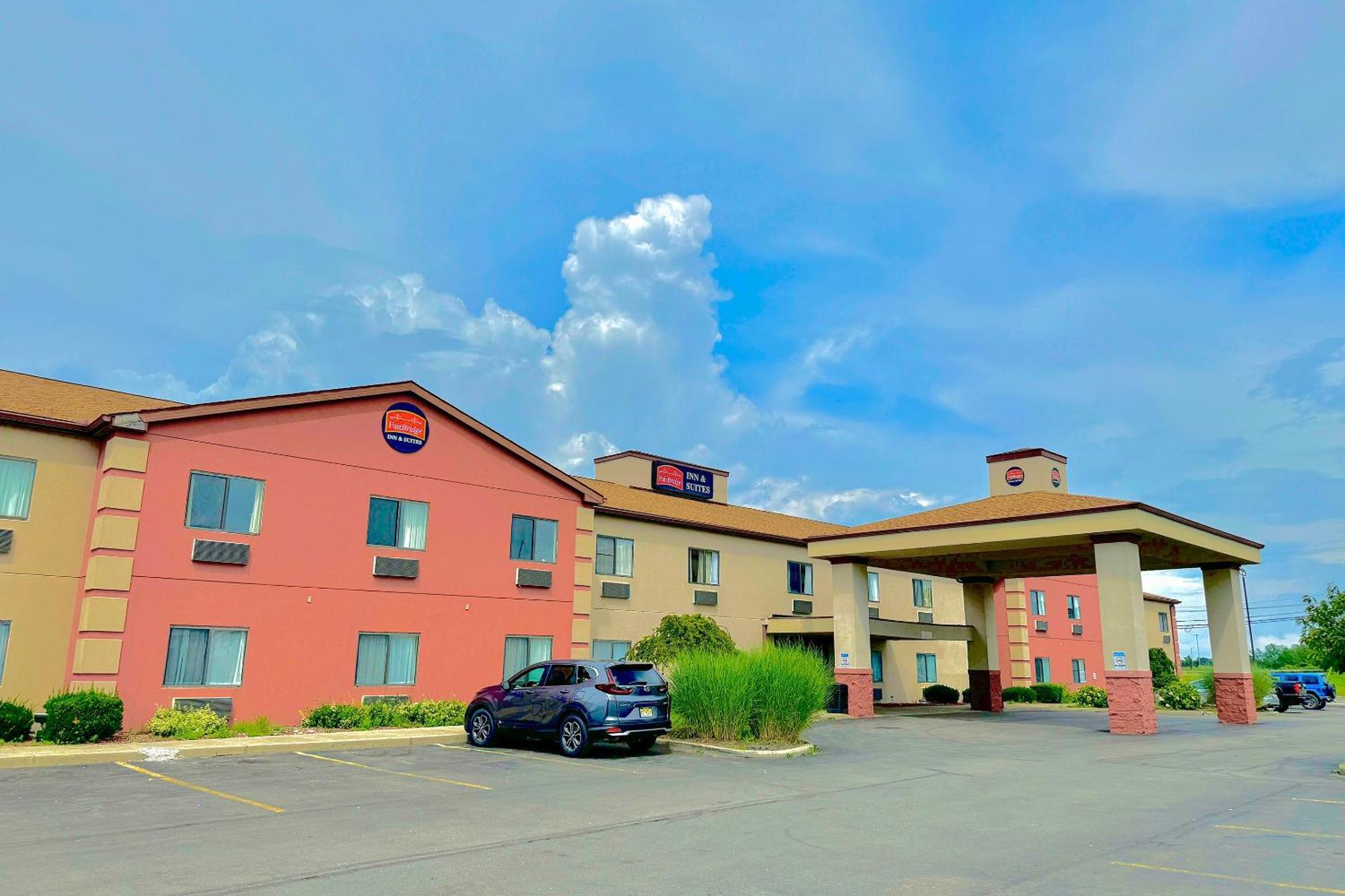 Fairbridge Inn & Suites Batavia-Darien Amusement Park Exteriér fotografie